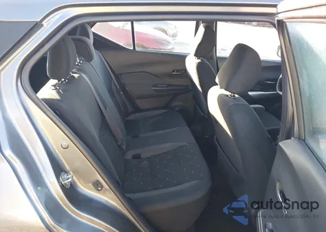 2019 Nissan Kicks Sv from USA, damaged, VIN 3N1CP5CU9KL552626